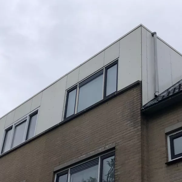 Uitbouw met lichtinval